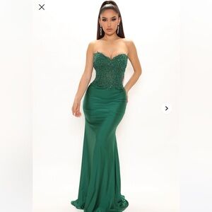 ✨ Fashion Nova “Simply Amazing Gown” – RARE BLUSH Satin Formal Dress 🌸✨